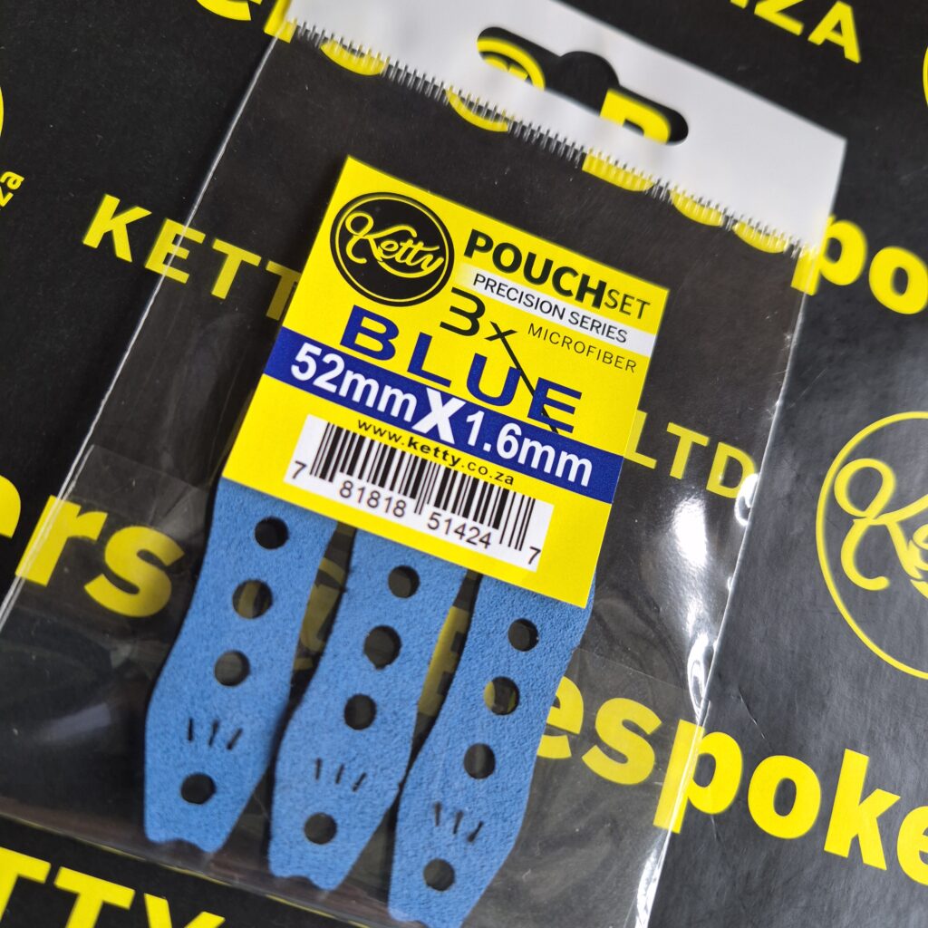 Ketty Blue Pouch 52 x 1.6